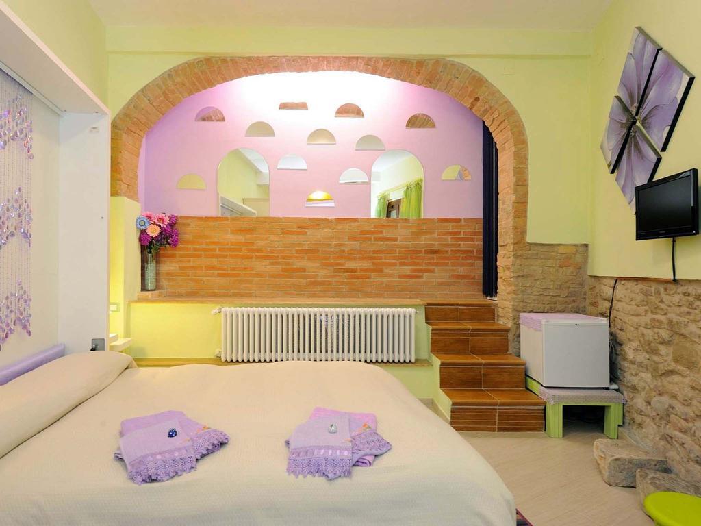 לינה וארוחת בוקר פרוג'ה Alla Maison Di Alessia חדר תמונה