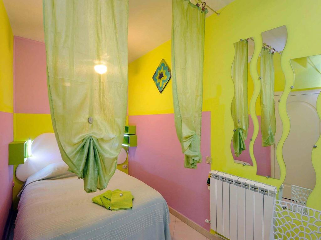 לינה וארוחת בוקר פרוג'ה Alla Maison Di Alessia חדר תמונה