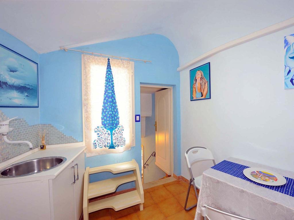 לינה וארוחת בוקר פרוג'ה Alla Maison Di Alessia חדר תמונה
