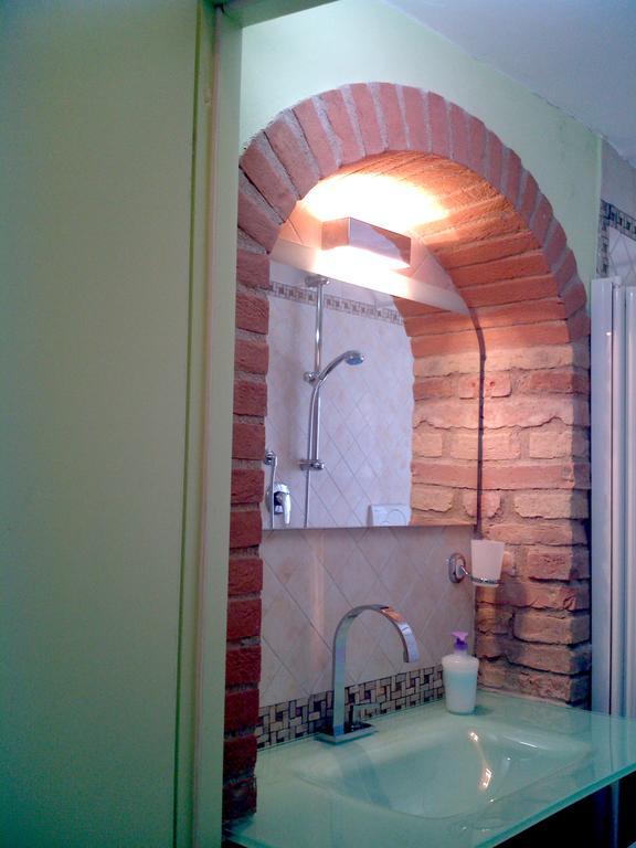 לינה וארוחת בוקר פרוג'ה Alla Maison Di Alessia חדר תמונה